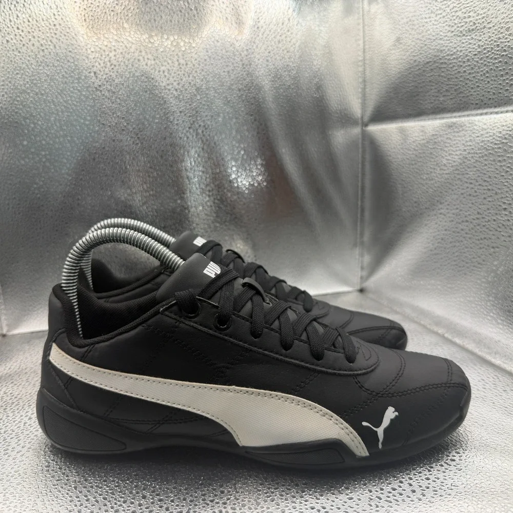 Size 6 Puma Tune Cat‎ 3 Black White Kids Jogging Sneakers Soccer 361208-02